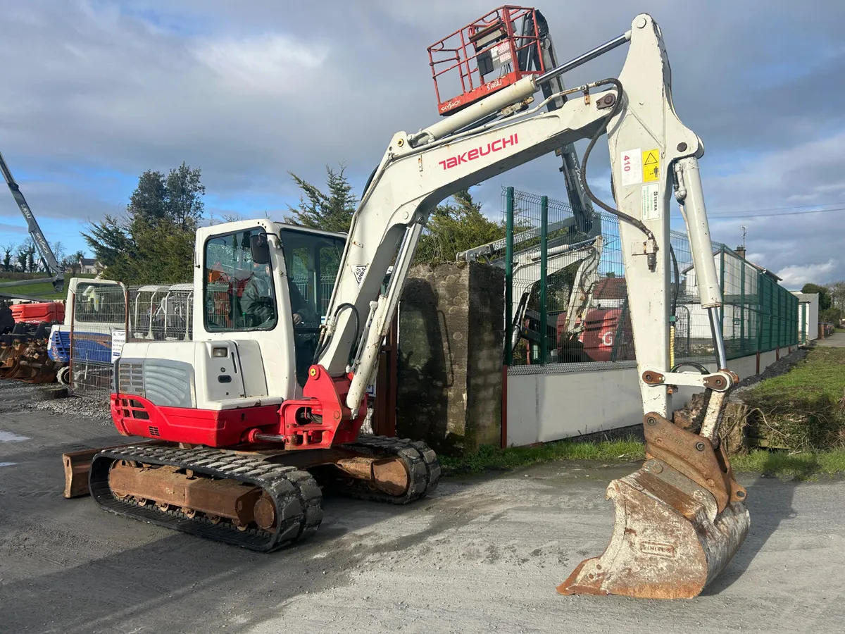 Takeuchi TB250 Year 2016 - Image 4