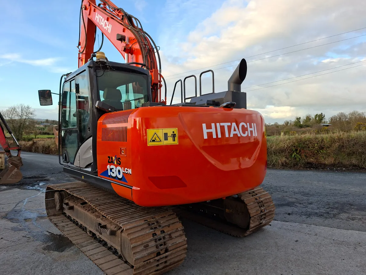 2018 Hitachi 130.6 - Image 2