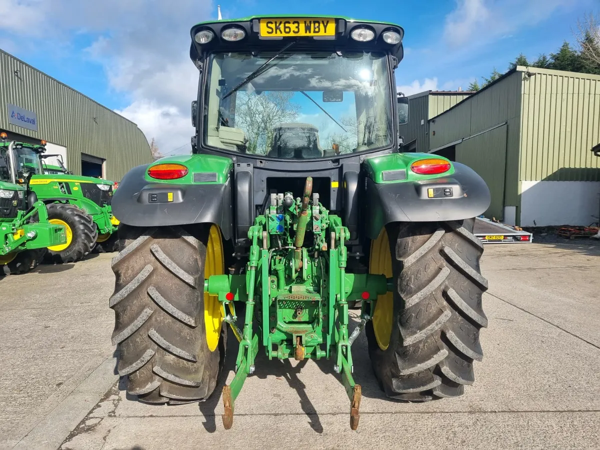 John Deere 6125R (2013) - Image 3