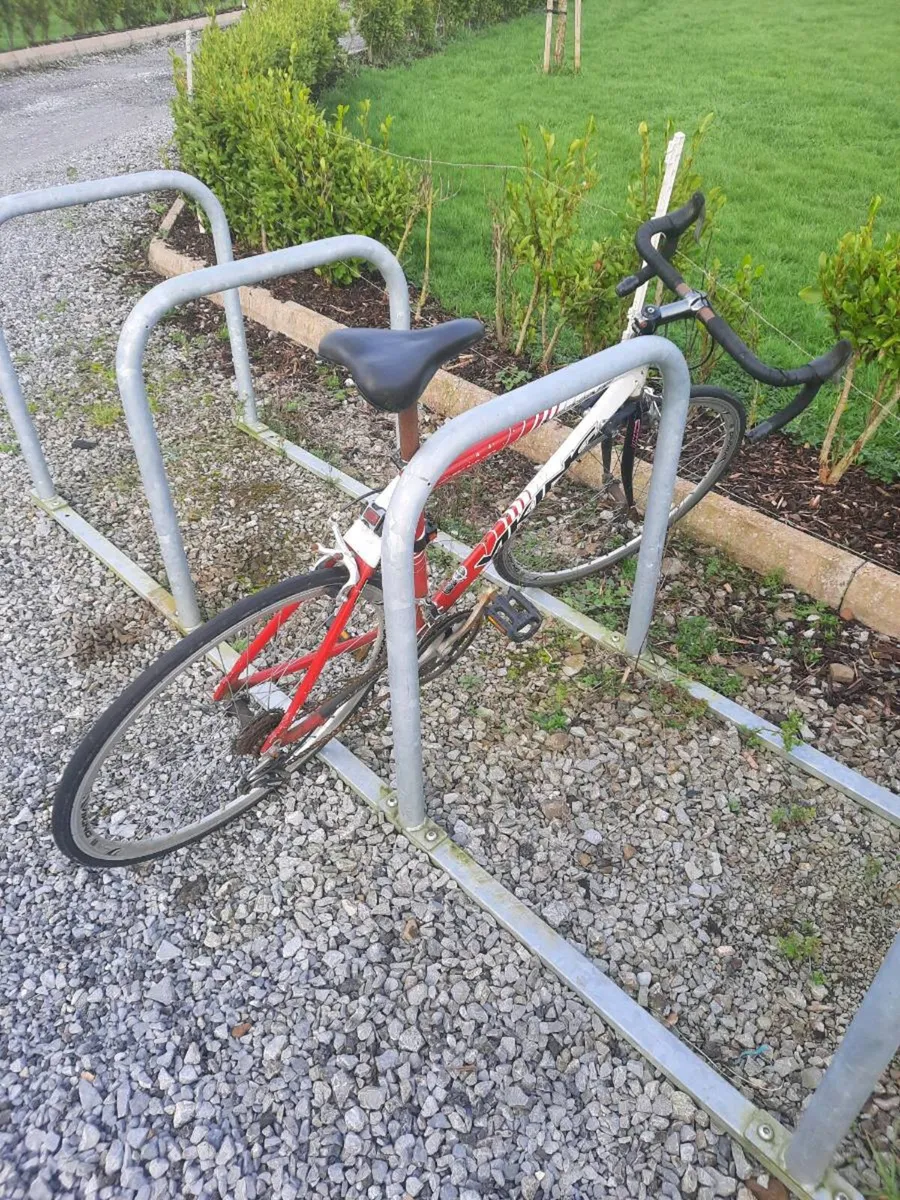 Racing bicycle - Image 1