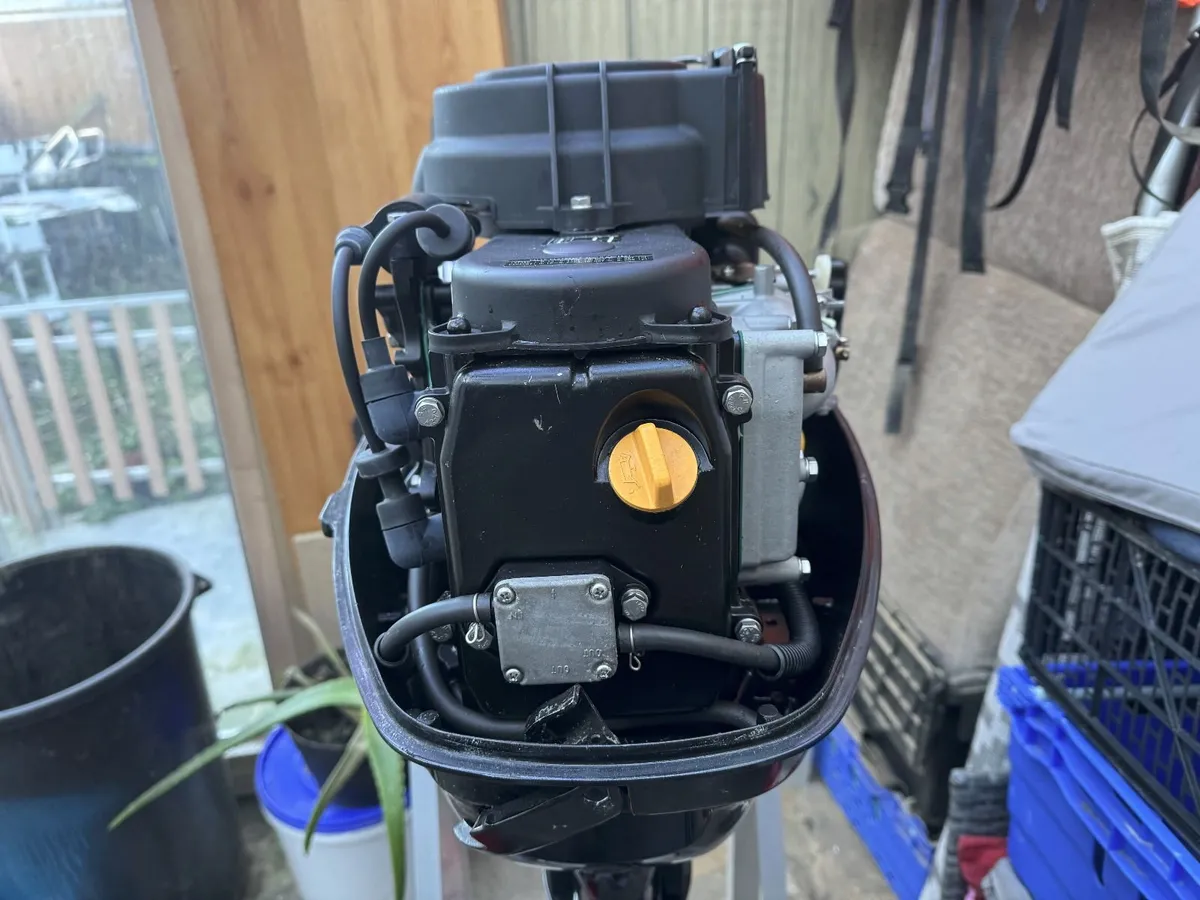 Parsun Four Stroke Boat Engine (9.8HP) - Image 2