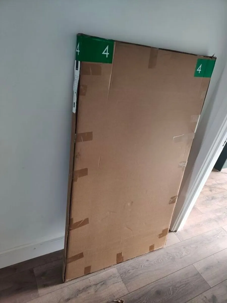 Bath Screen - Image 3