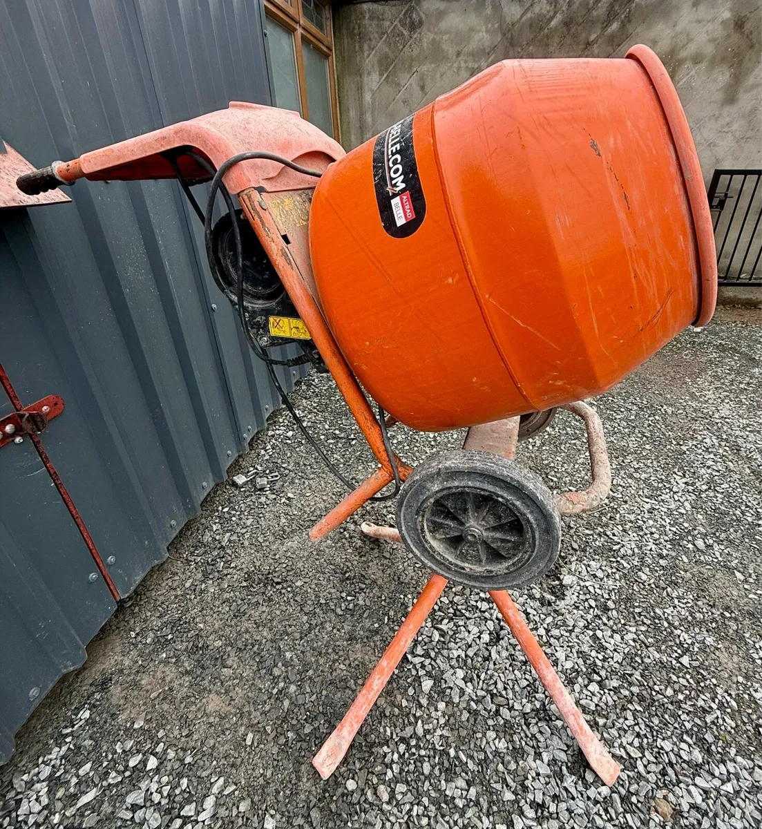 Belle Minimix 110V mixer, with stand & new drum - Image 2