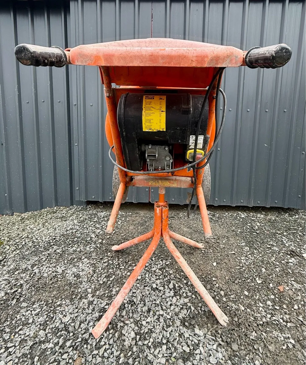 Belle Minimix 110V mixer, with stand & new drum - Image 3