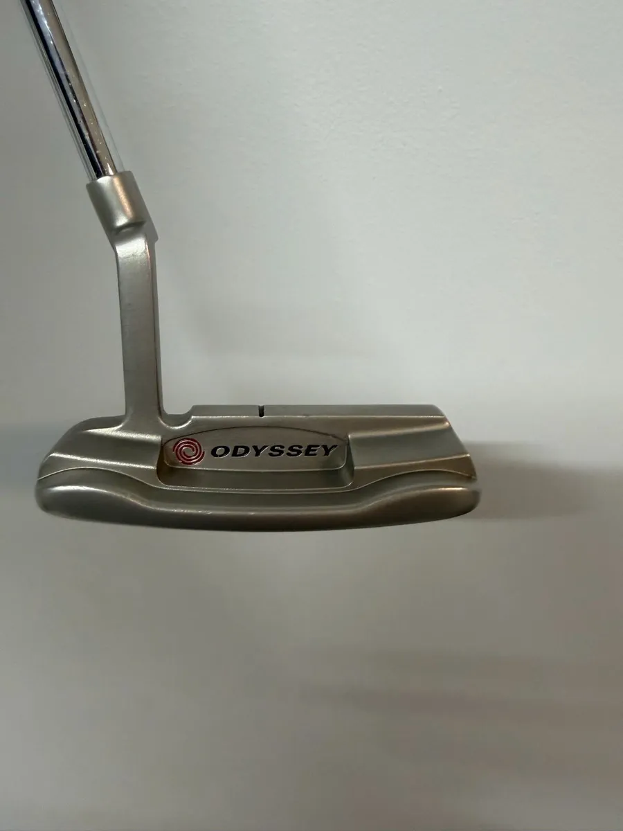 Odyssey White Hot Pro 1 Putter - Image 4