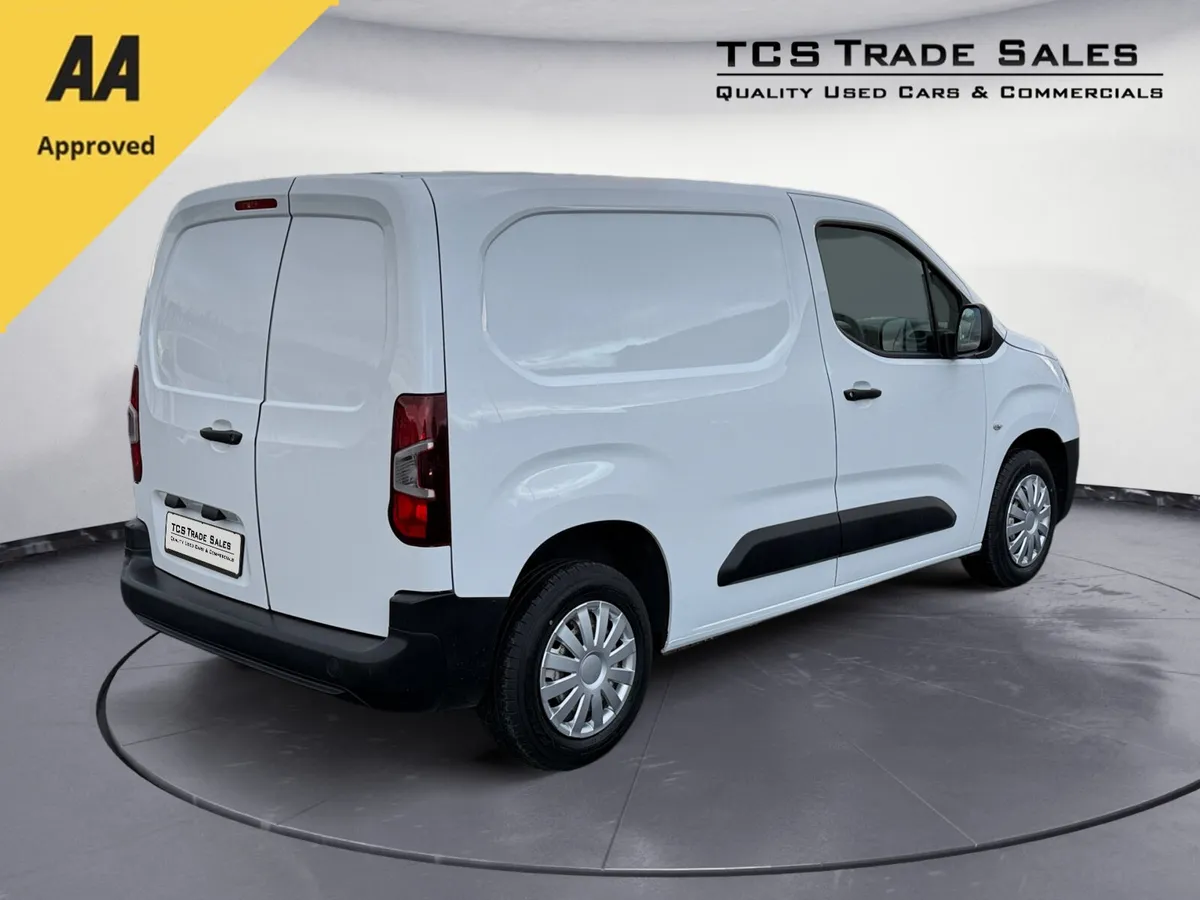 2020 OPEL COMBO 1.5HDI 3 SEATS - Image 4