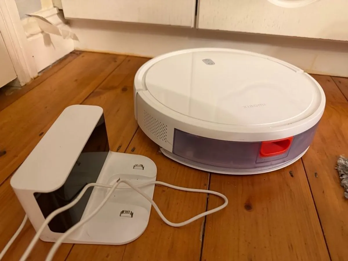 XIAOMI robot vacuum - Image 3