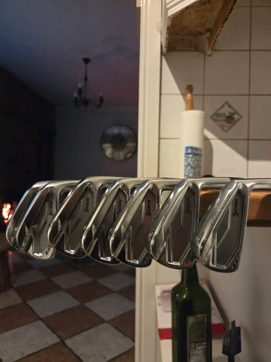 Srixon Zx7 irons - Image 1