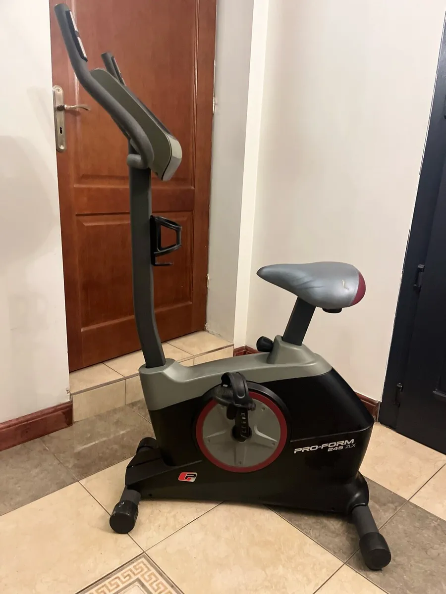 Exercise bike - Image 1