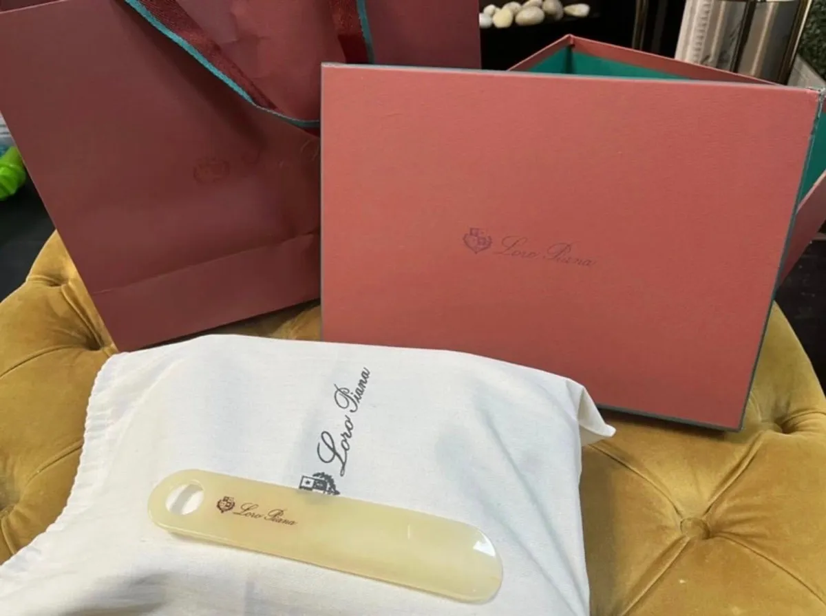 Loro Piana Size EU43 - Image 2