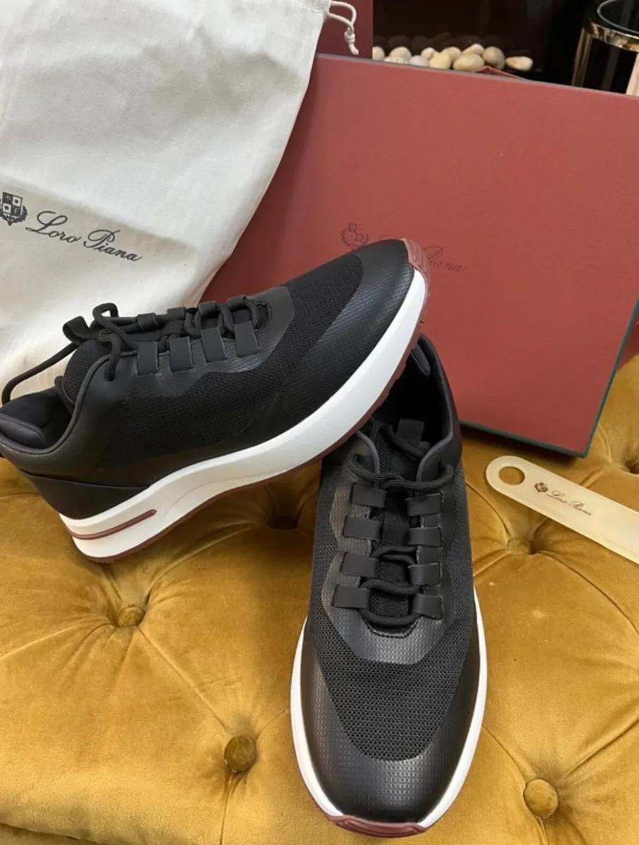 Loro Piana Size EU43 - Image 1