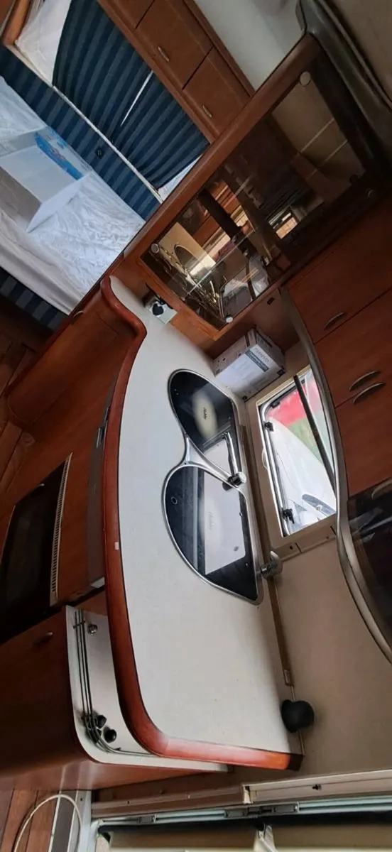 Caravan trailer - Image 3