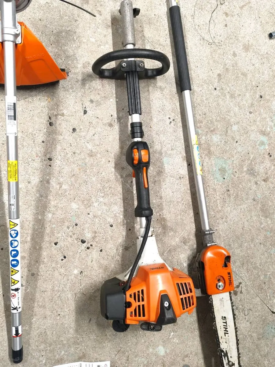 Stihl kombi engine strimmer, polesaw, and blade - Image 2