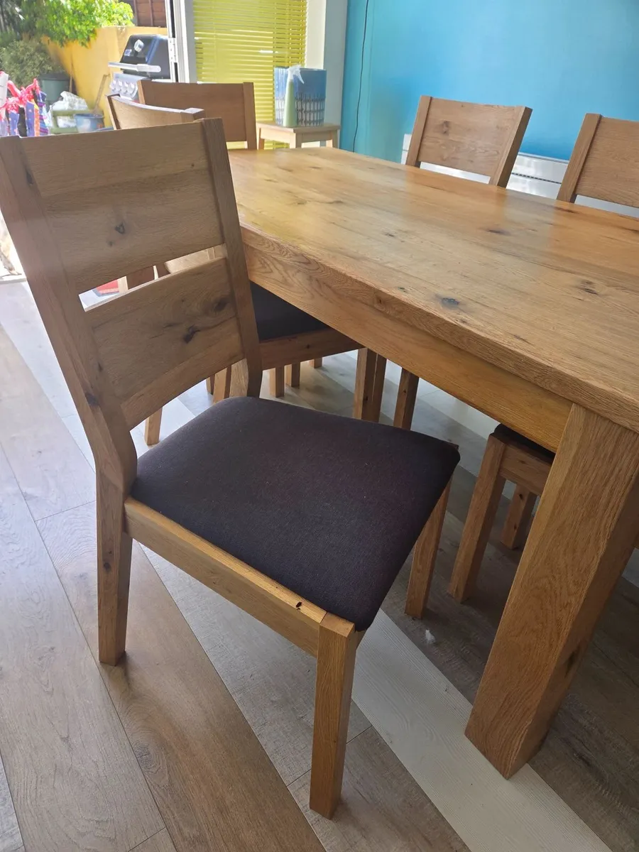 Kitchen Table and 6 chairs - Image 4