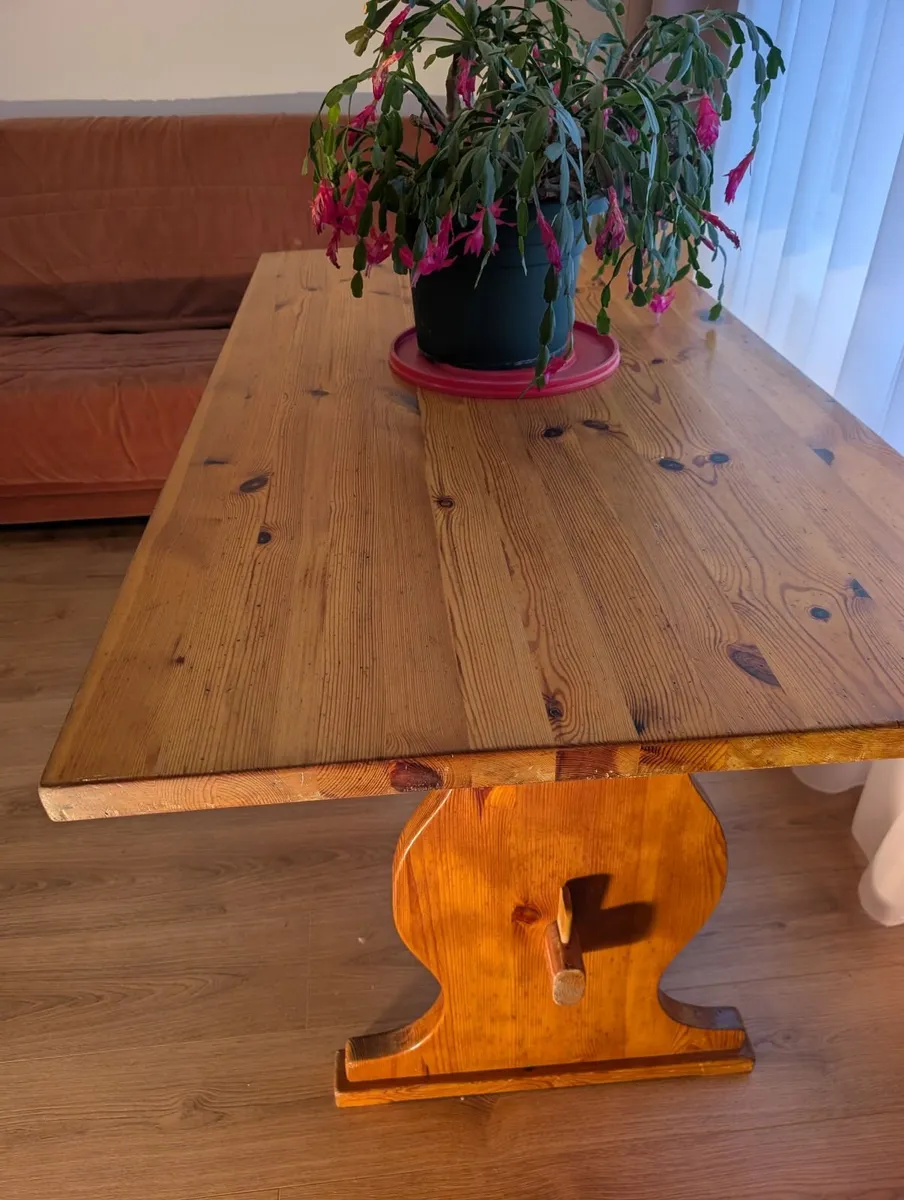 Dining table - Image 3