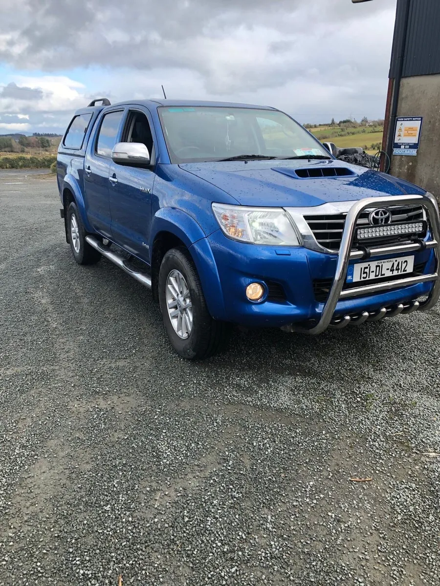 Toyota Hilux Invincible - Image 1