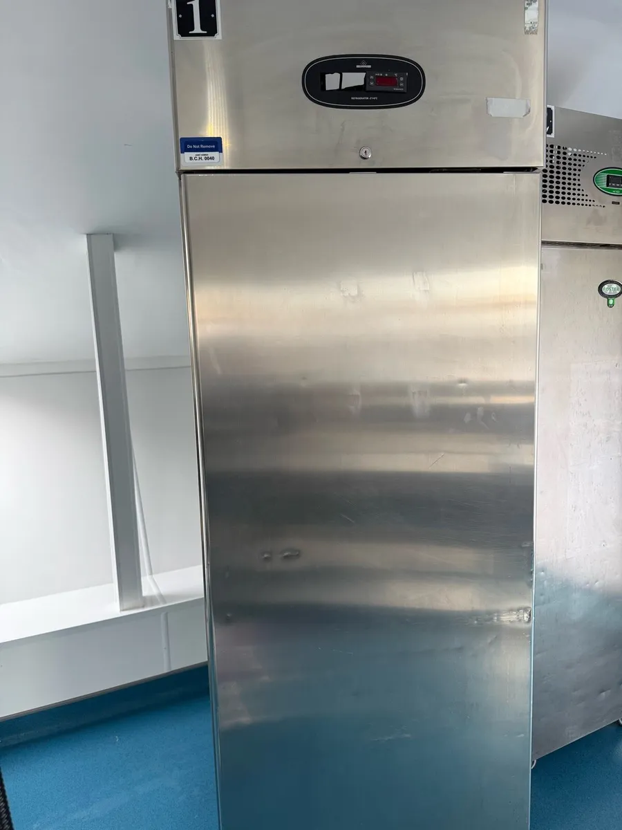 Commercial fridges - Image 1