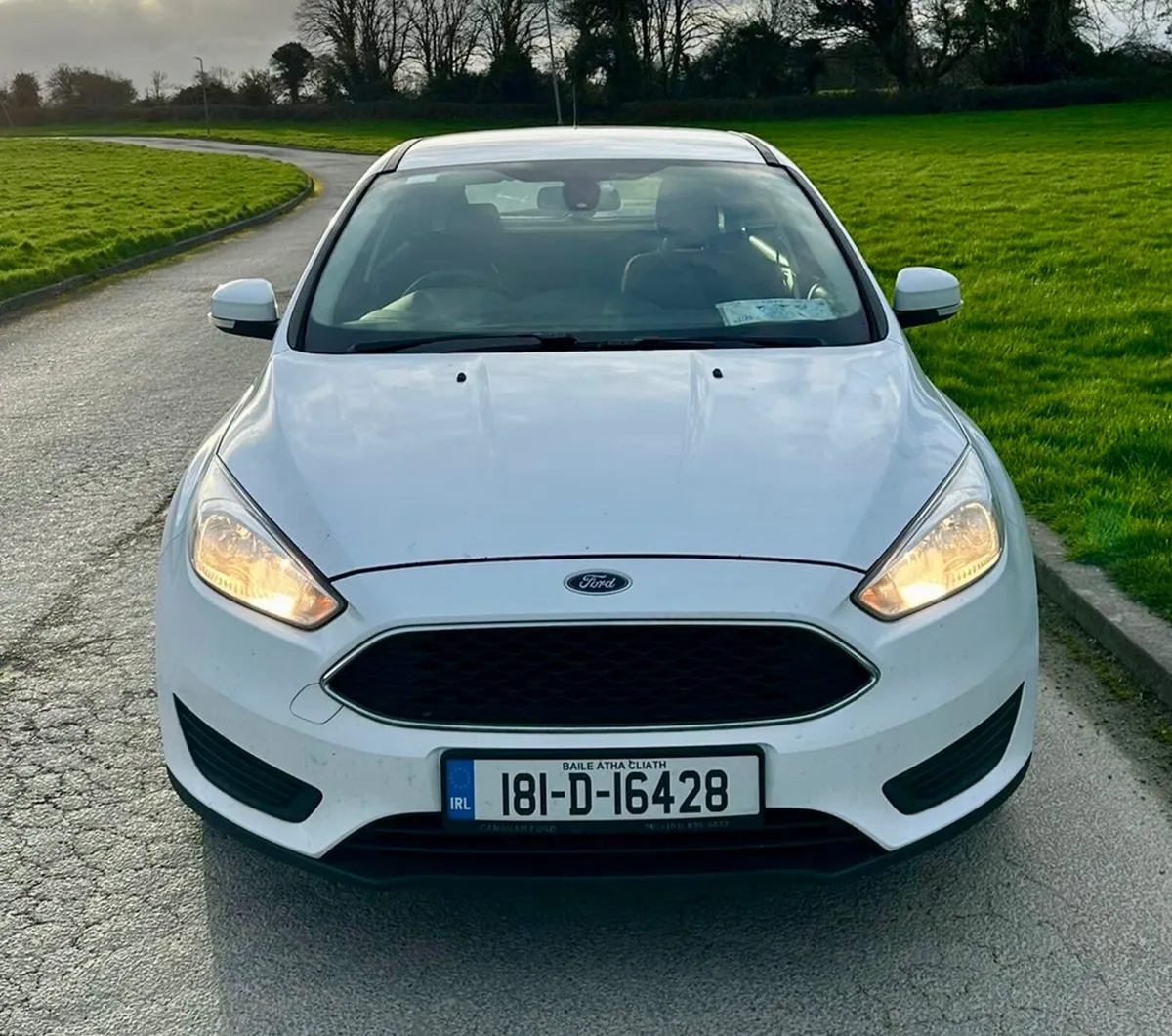 Ford Focus 2018 Cvrt 9/2026 - Image 2