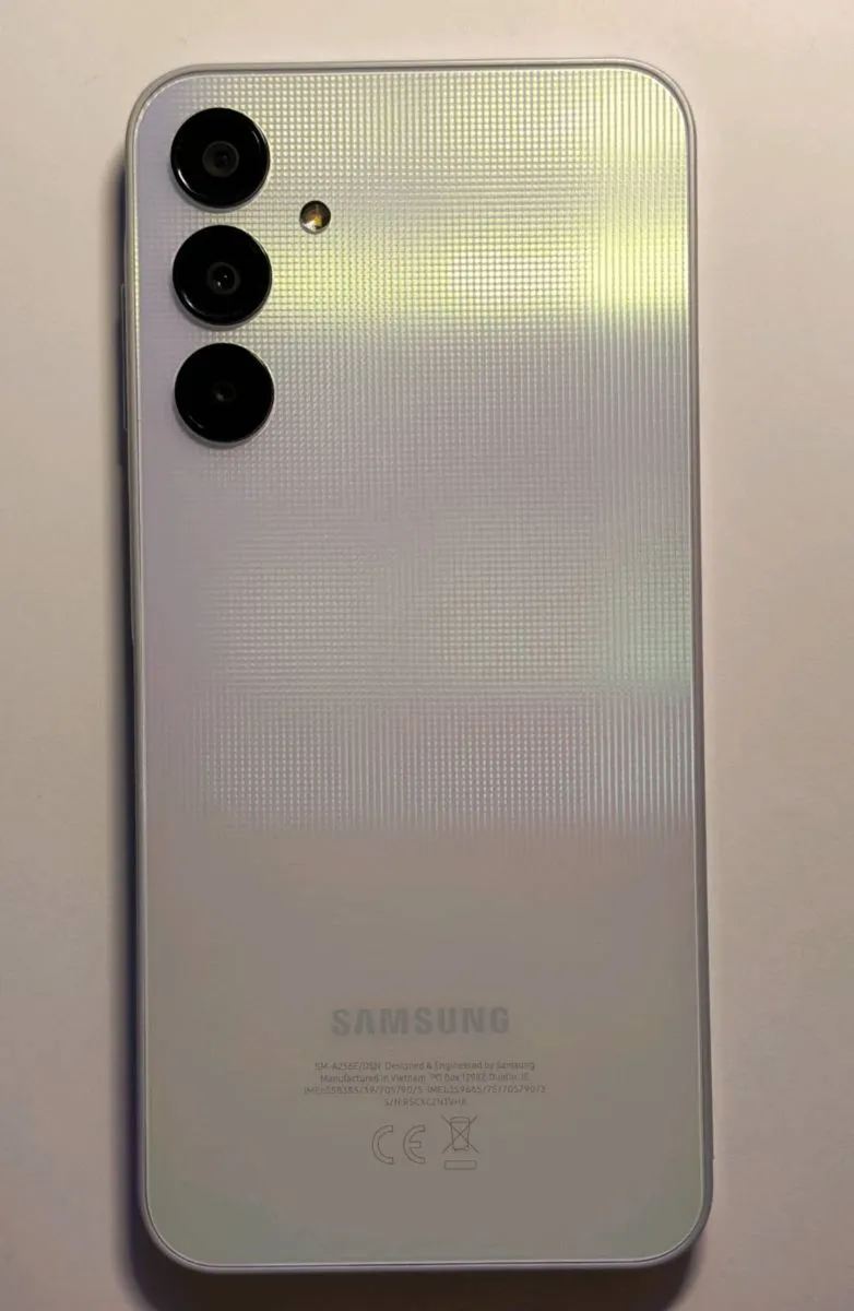 Samsung Galaxy A25 5G Dual Sim mint condition - Image 2
