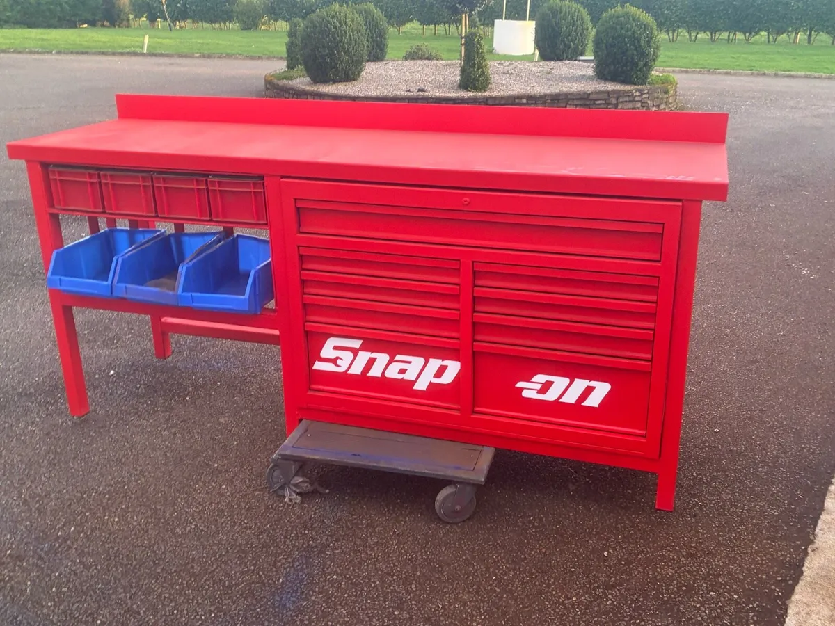 Snap — on. Styled bench - Image 4