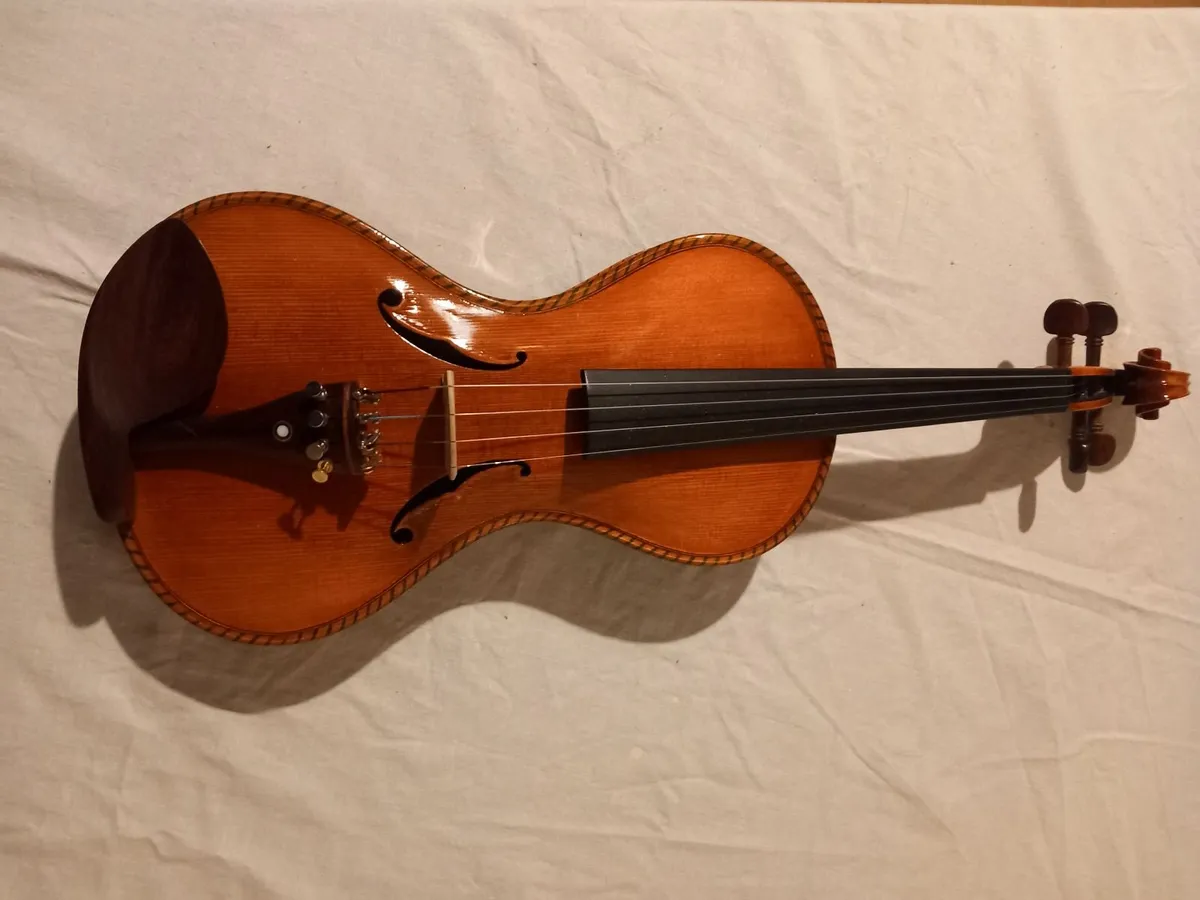 Violin - Image 3