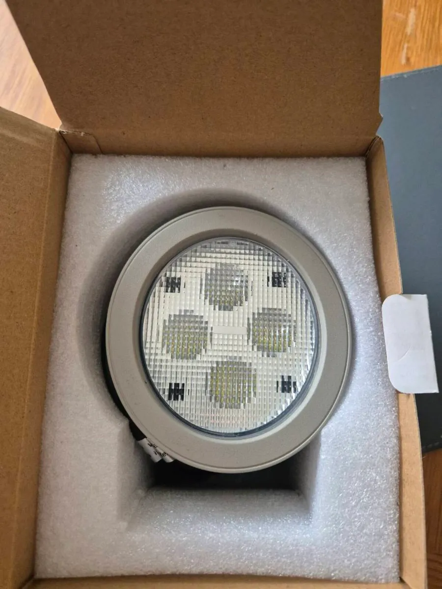 John deere 30 series LED work lights - Image 2