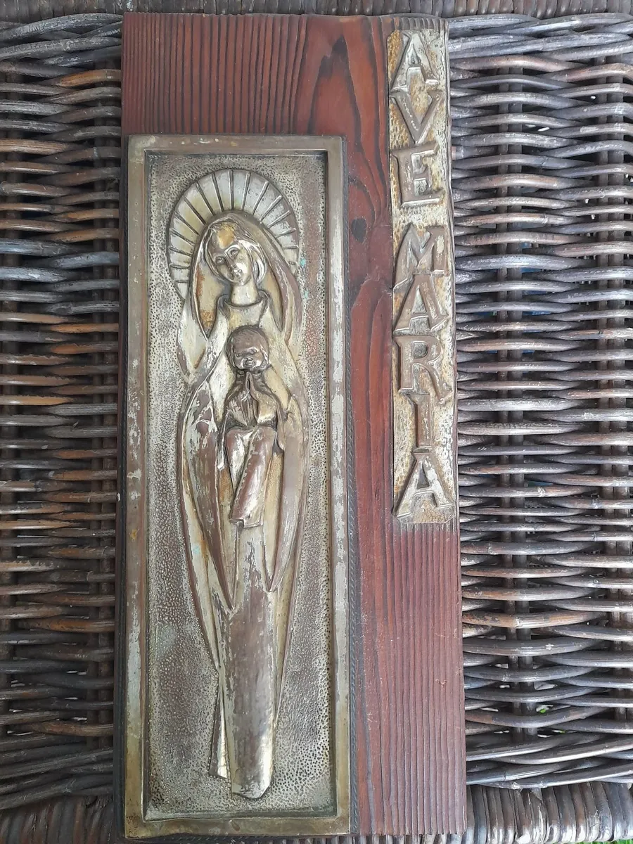 Vintage religious wall plaque( brass and wood base - Image 1