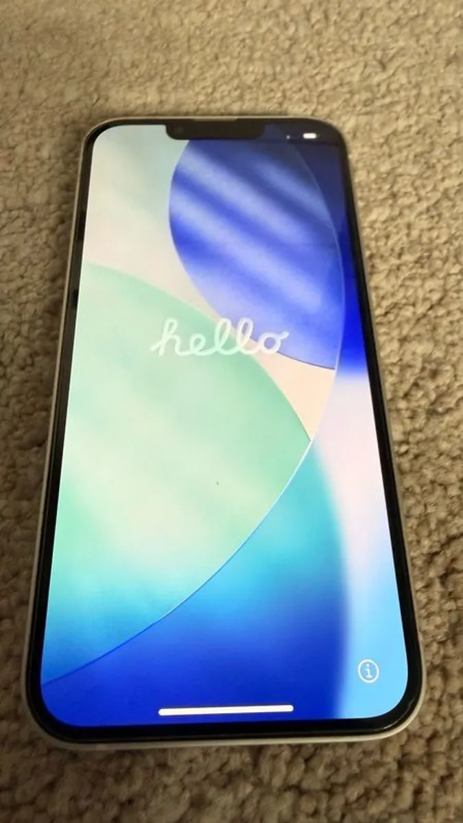 iPhone 13 128gb - Image 1