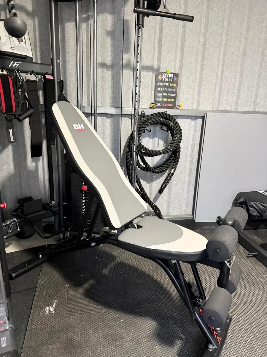 BH Utility Bench New Optima G320NFD like new - Image 1