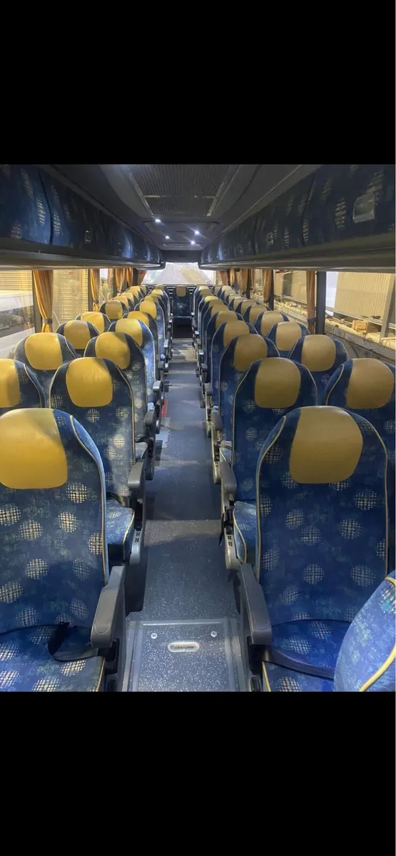 Vanhool T9 seats - Image 1