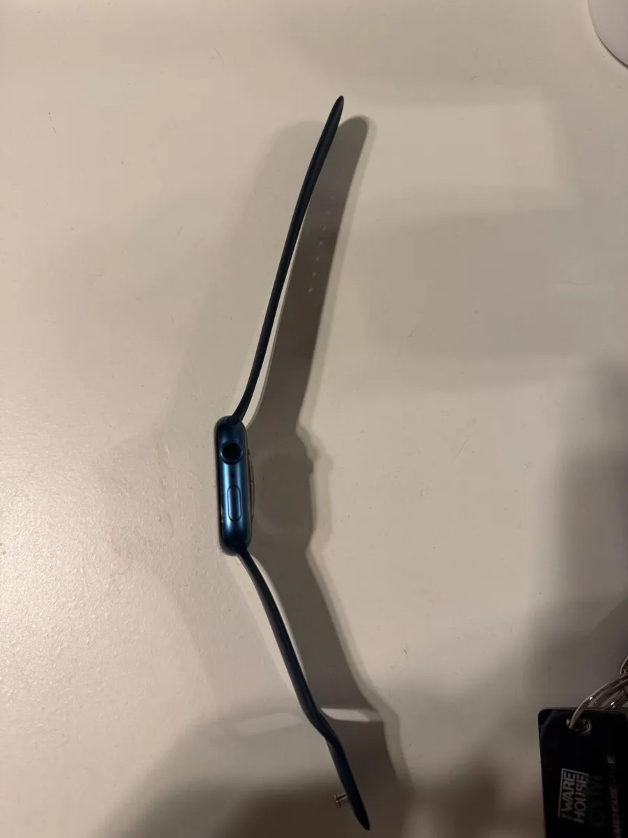 Apple watch series 7 - Image 3
