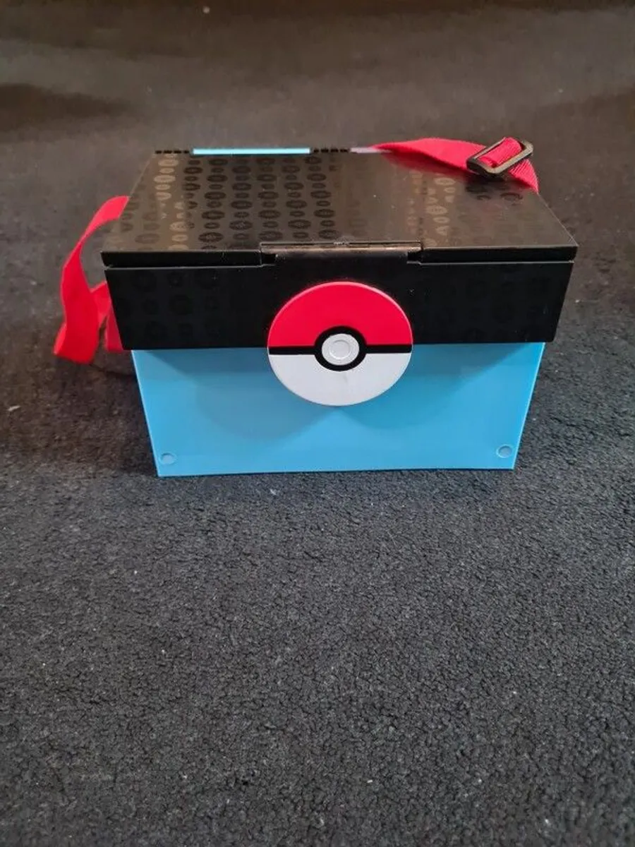 Pokemon Carry Case Volcano Playset - Image 4