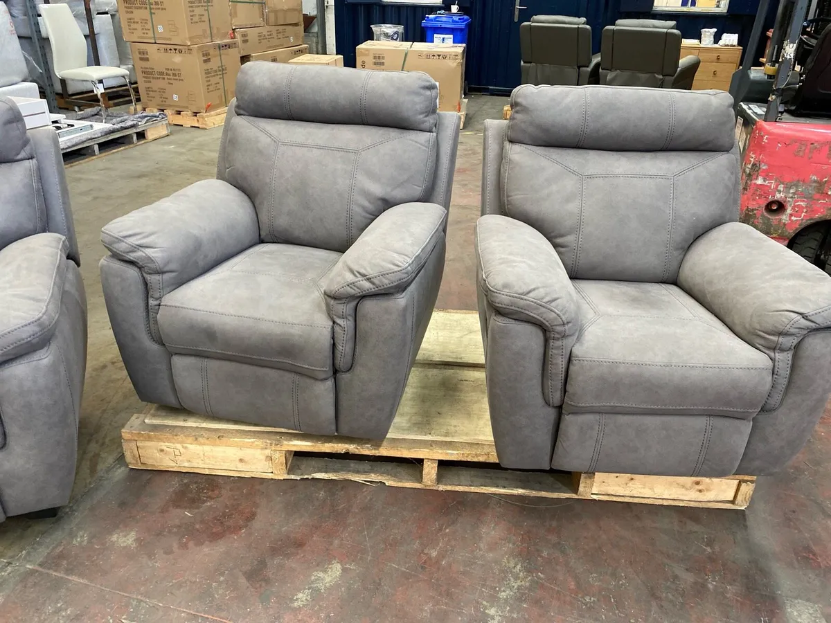 Selection of reclining chairs 70%off - Image 4