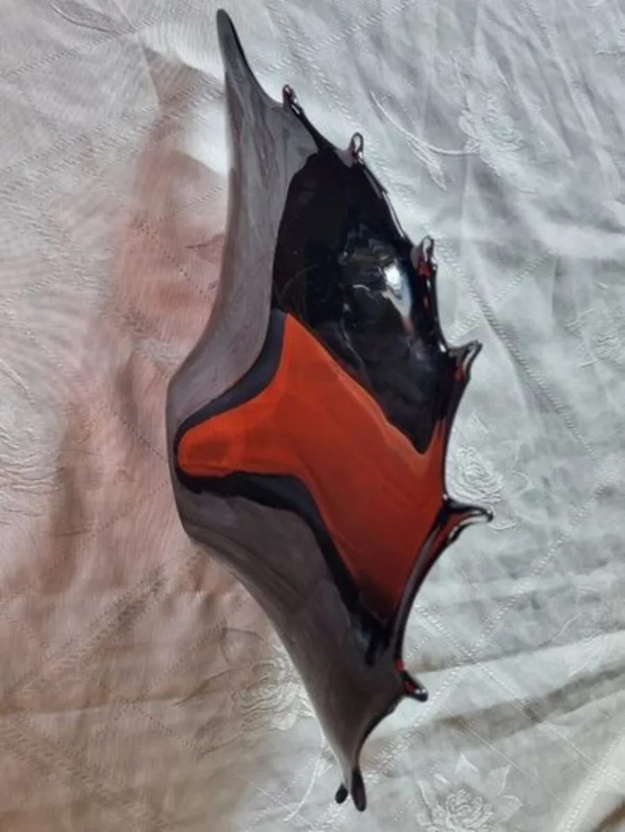 Vintage Large Murano bowl in the shape of a shell - Image 4