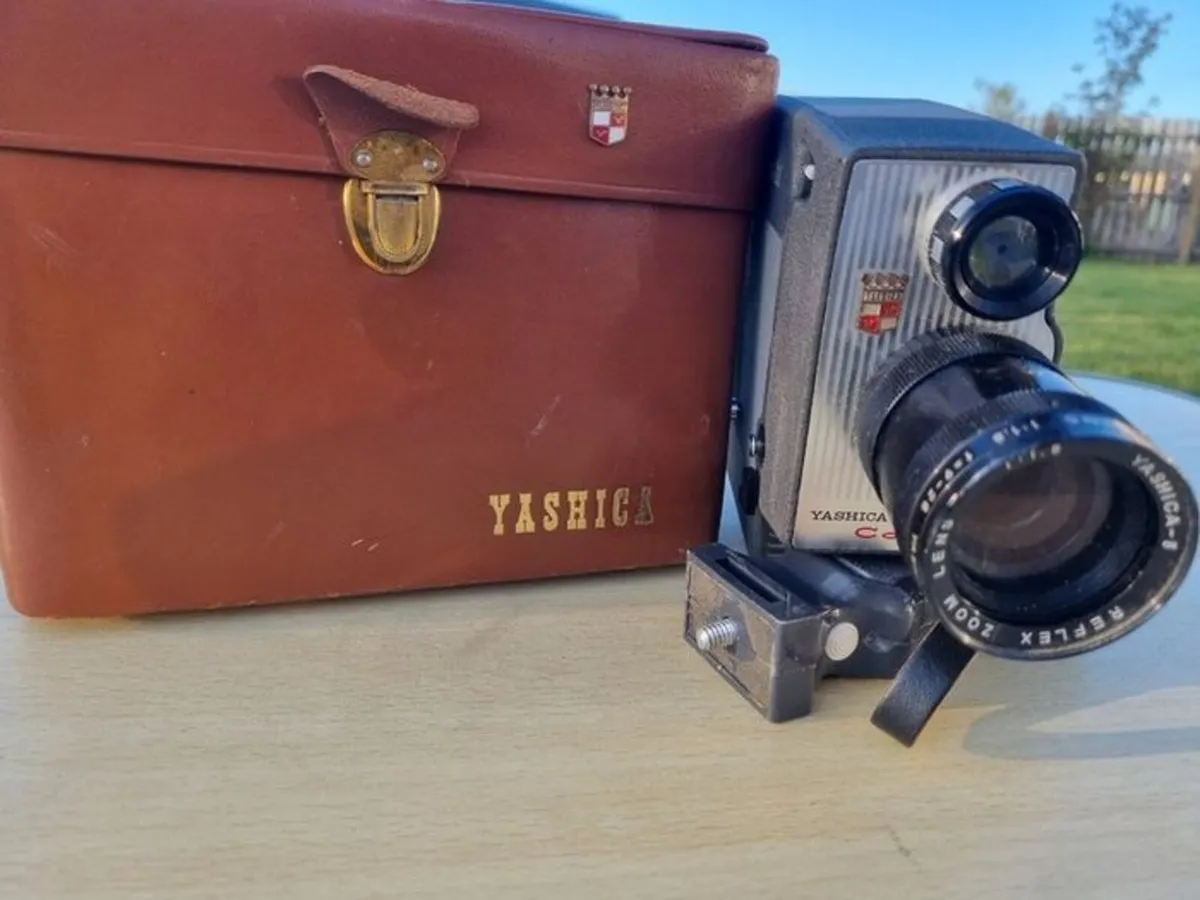 Vintage Yashica U-matic CaS Movie Camera - Image 1