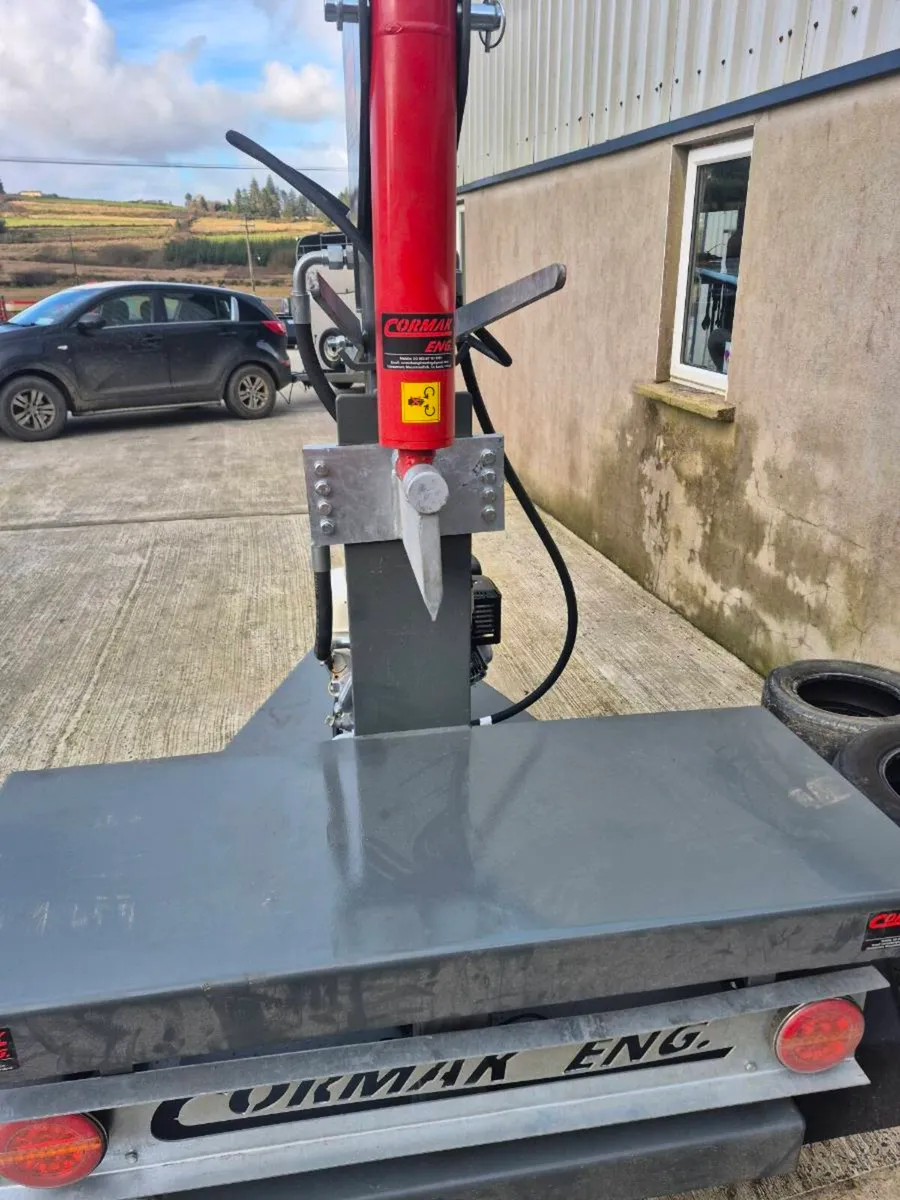 Towable,and tractor log splitters - Image 3