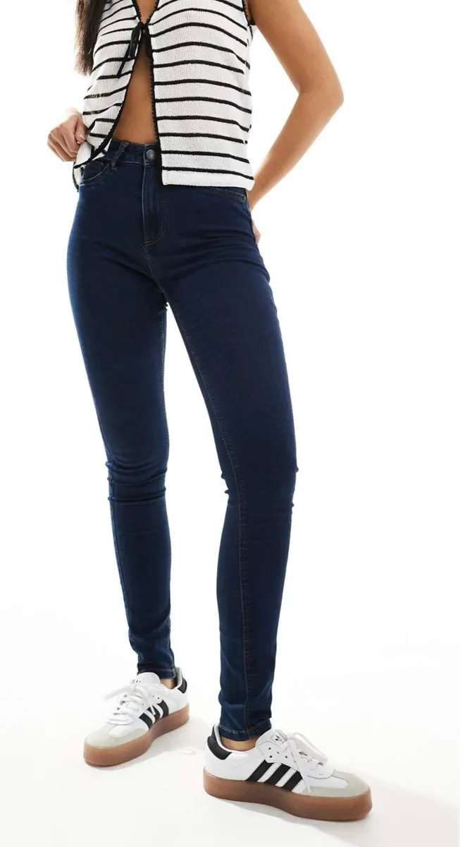 Brand New High Waisted Jeans Size 8 - Image 2