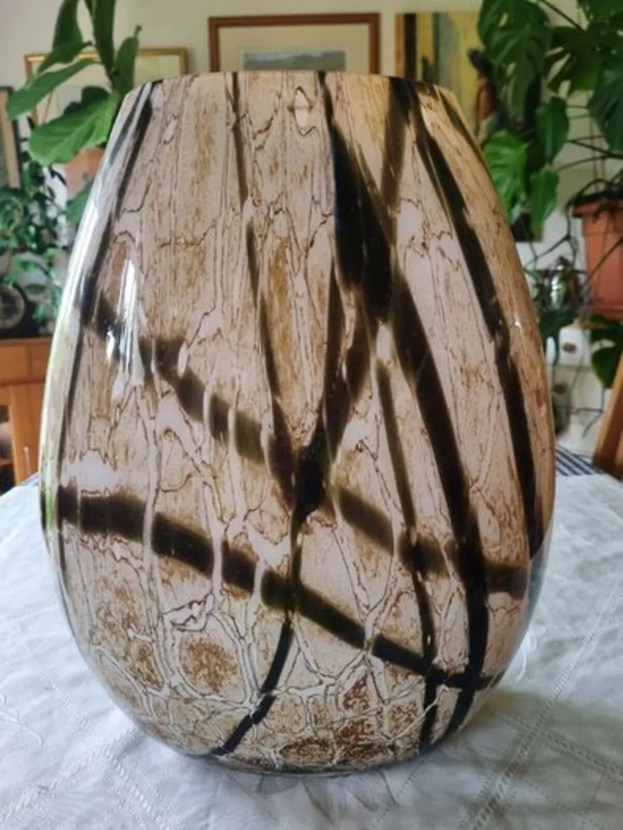 Giant Murano Vase in African patina - Image 4