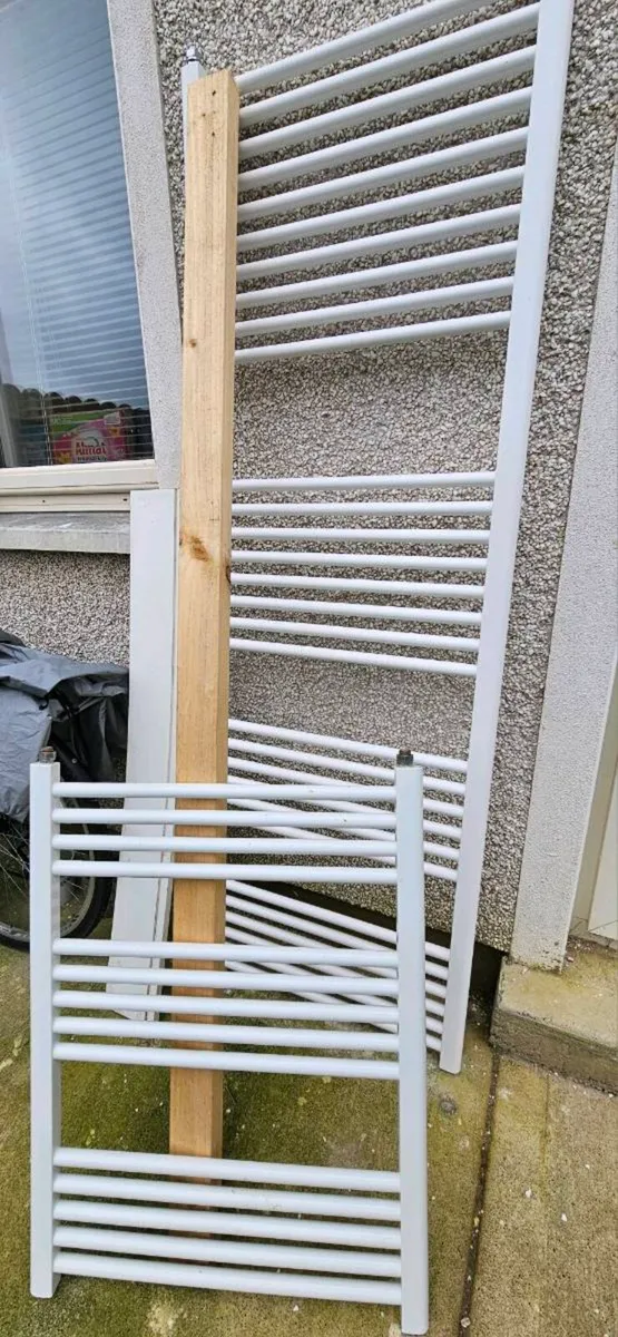 ​FOR SALE: Brand New Bathroom Suite & Heated Towel - Image 1