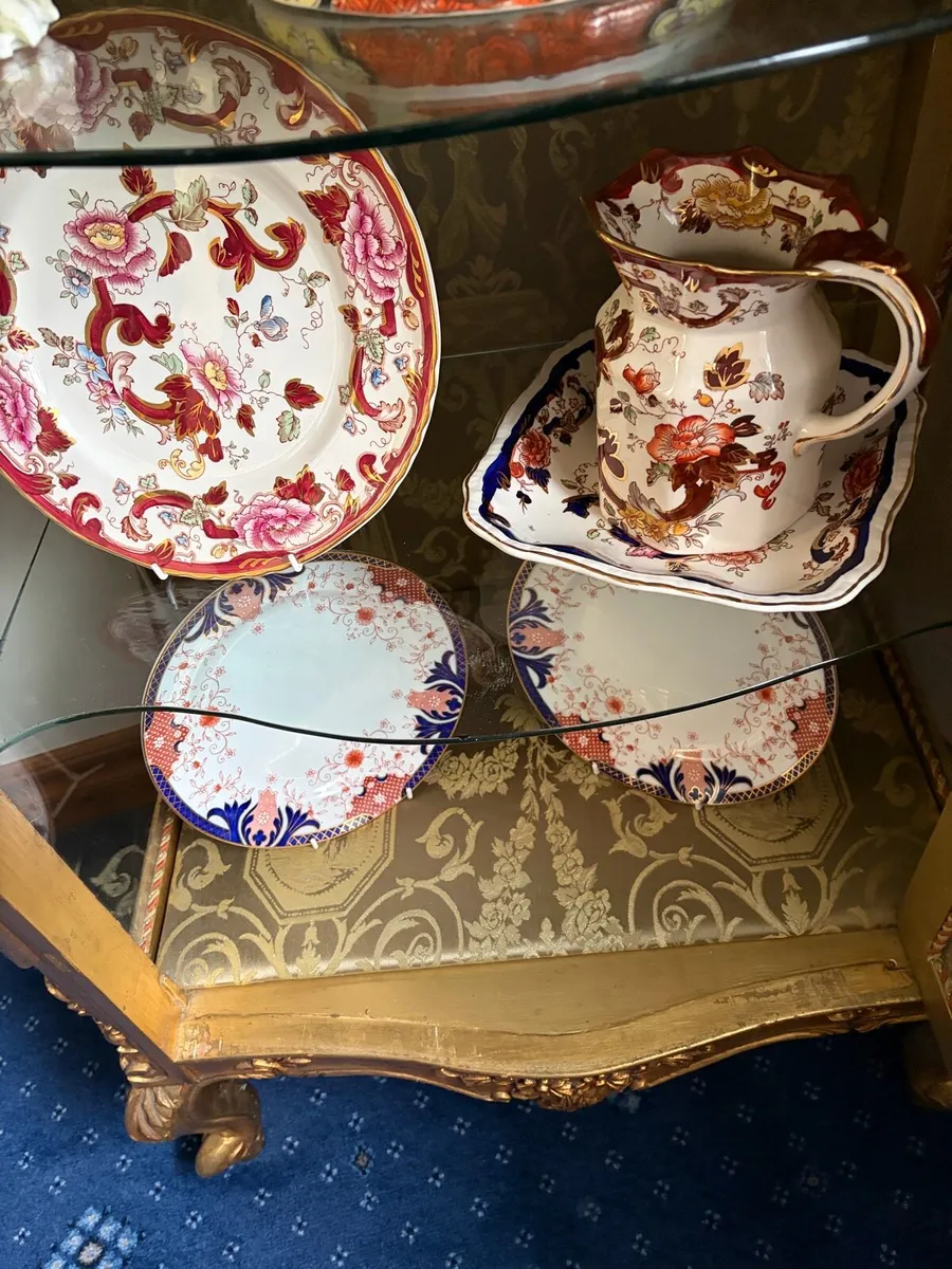 Masons Mandalay red dinner plate