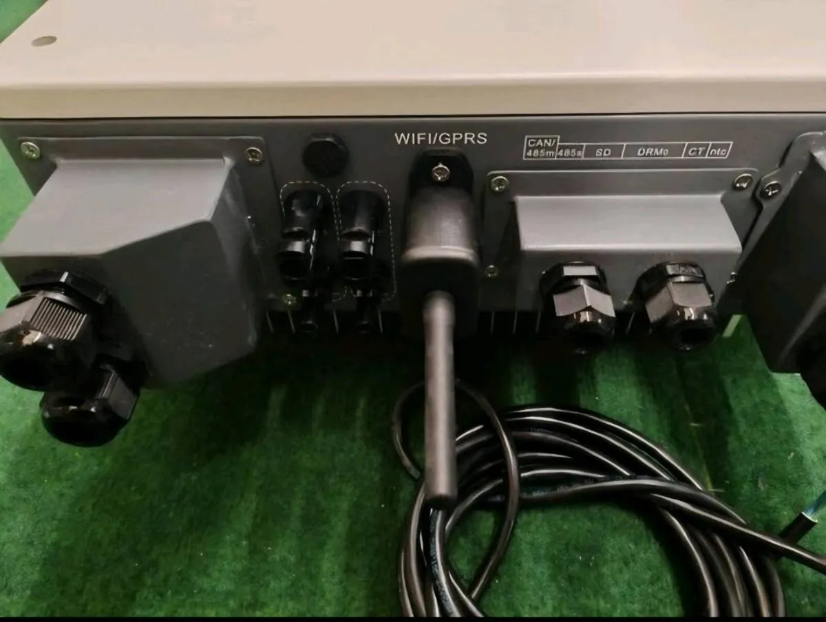 Sofar hyd 6000es hybrid inverter - Image 2