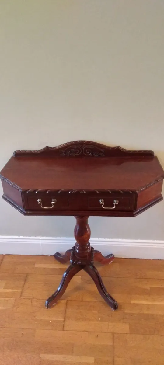 Hall table - Image 1