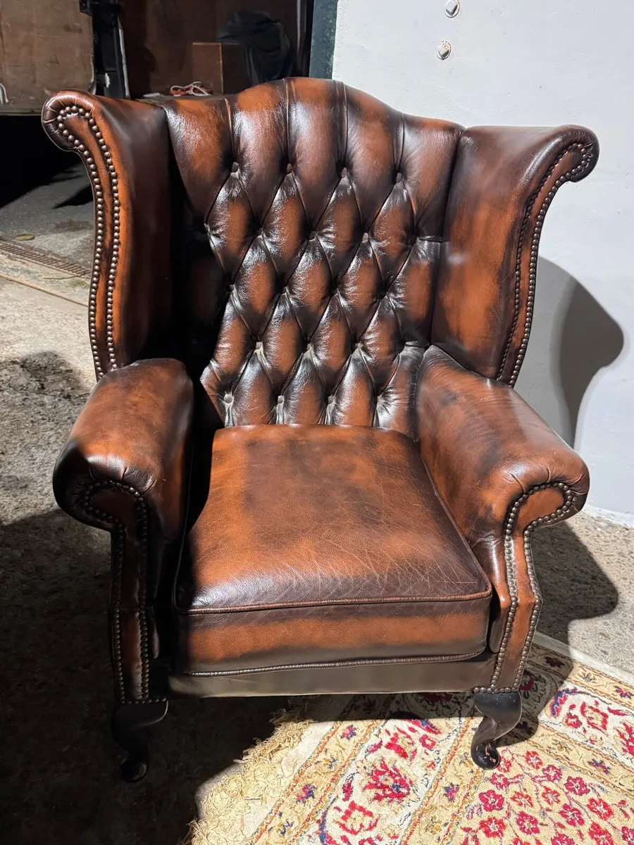 Chesterfield 3-1-1 seater suite - Image 4