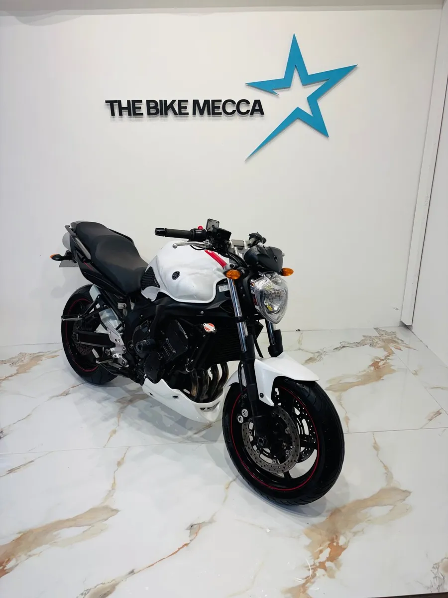 YAMAHA fz 600 s2 - Image 1