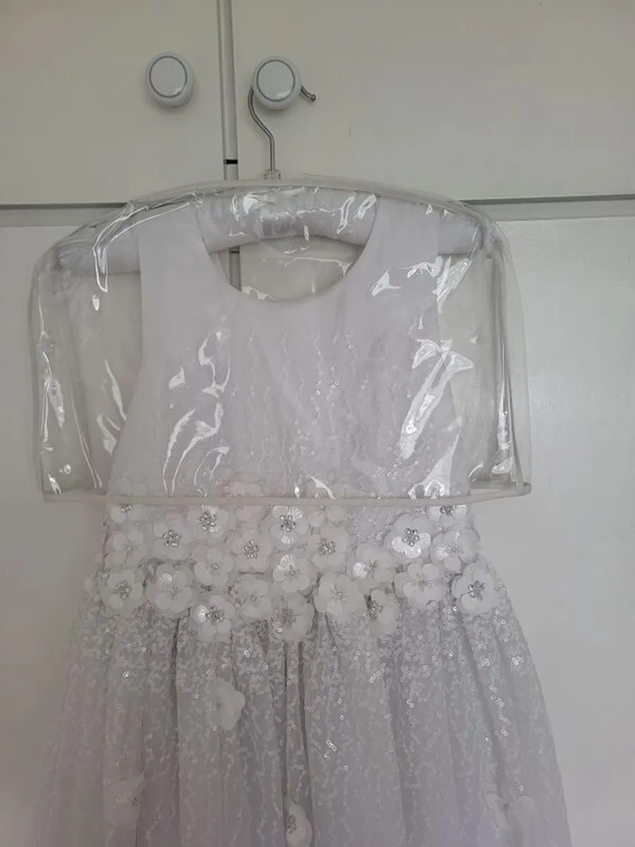 communion dress - Image 1