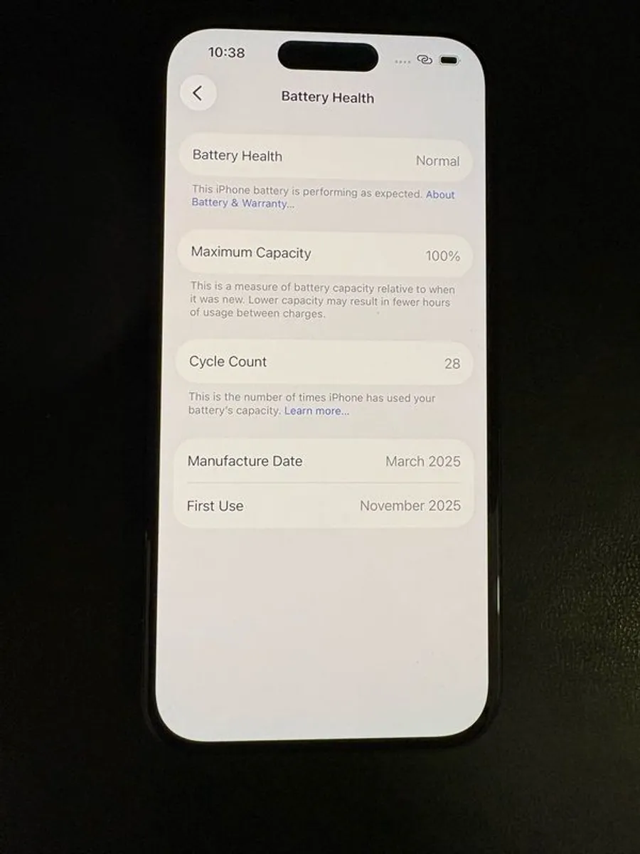 Apple iPhone 15 - Black - Image 3