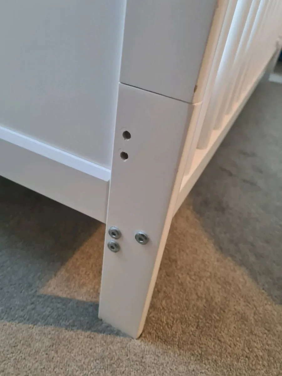 Cot new born-4yr - Image 4