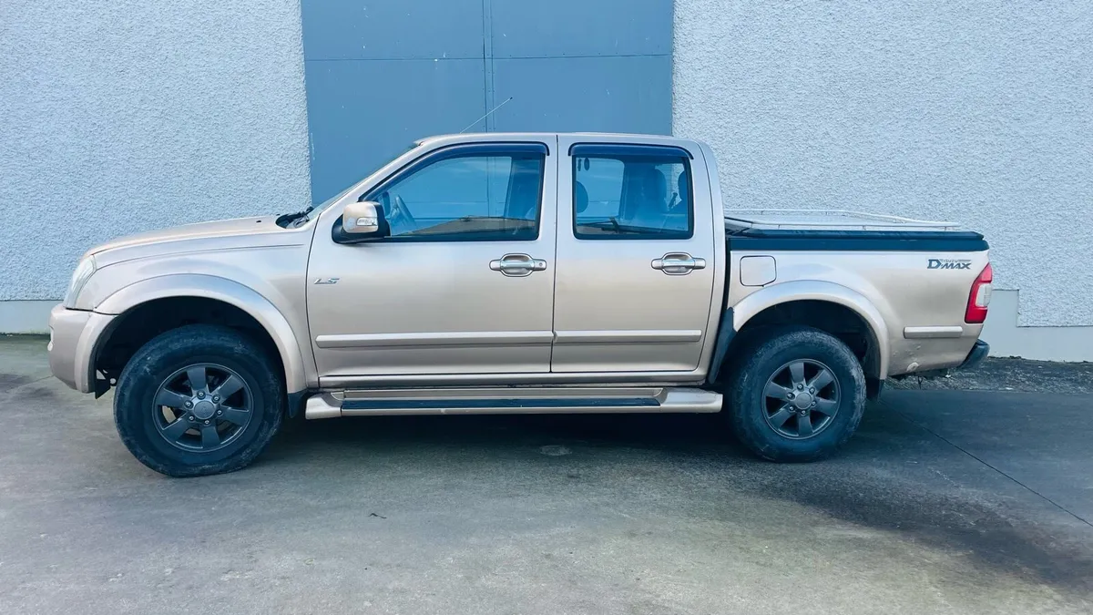 Isuzu Dmax - Image 1