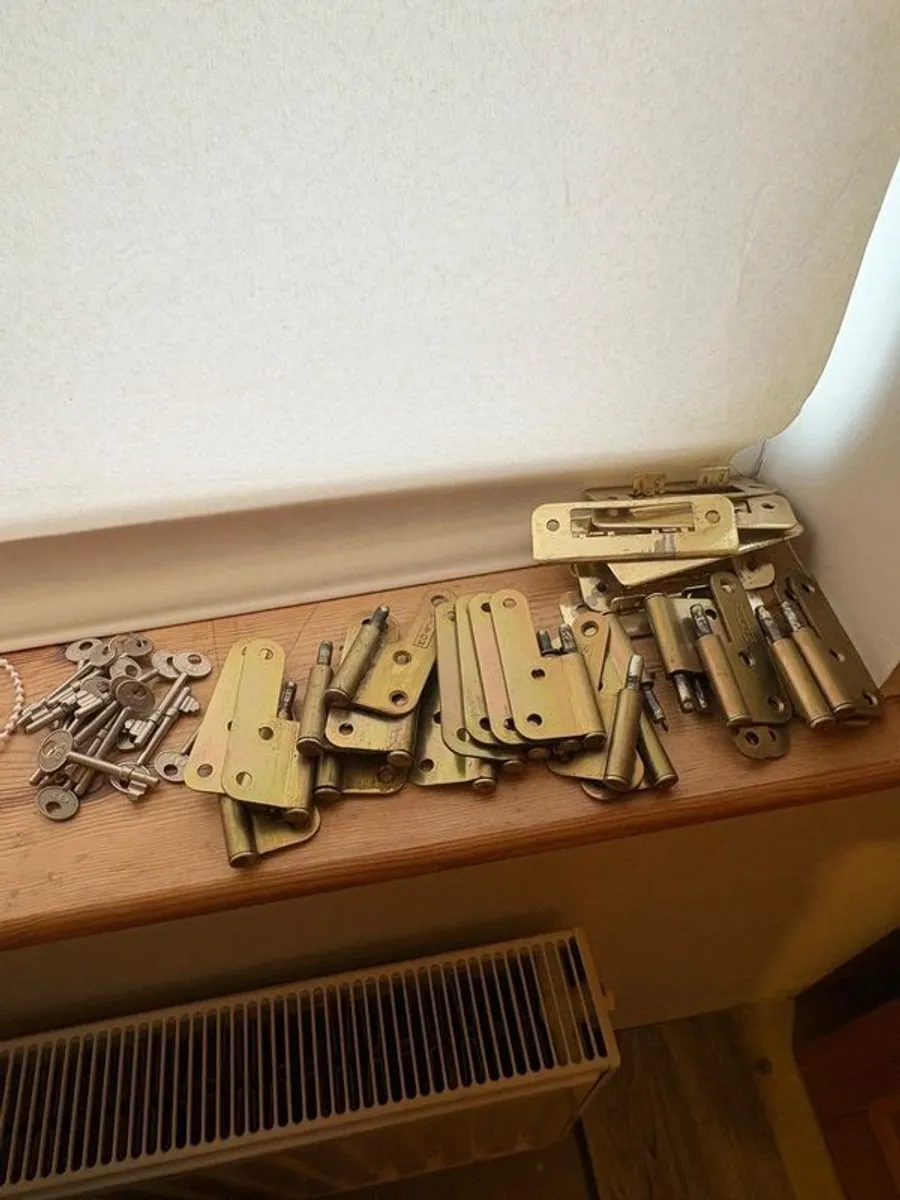 Solid Pine Doors - Image 4