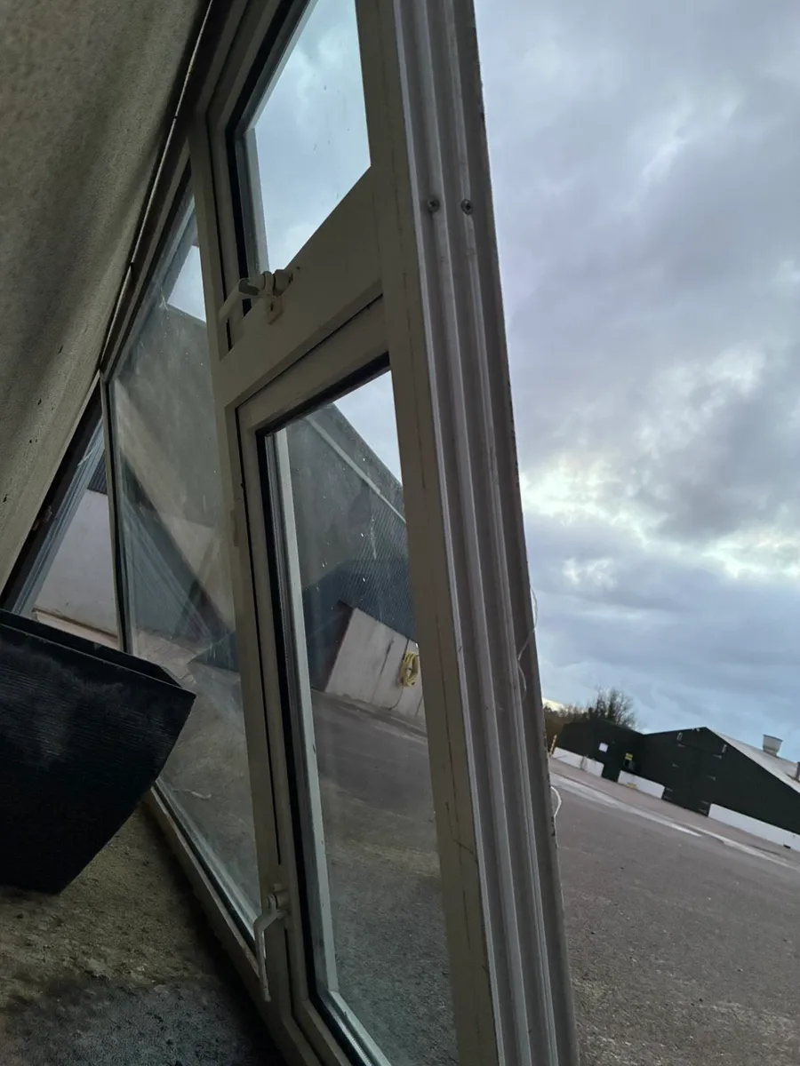 Double glazed window - Image 4